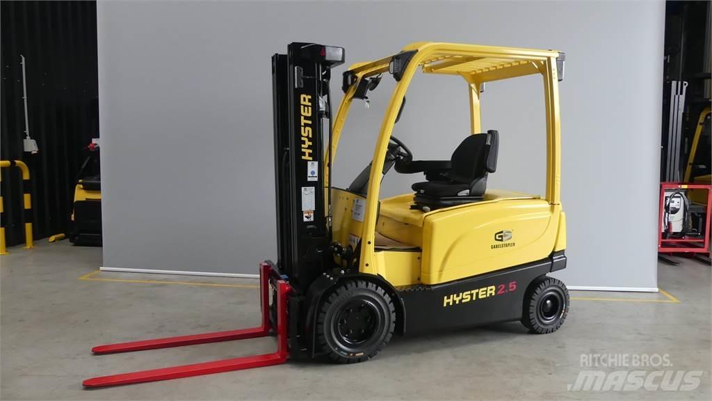 Hyster J2.5XN Elektromos targoncák
