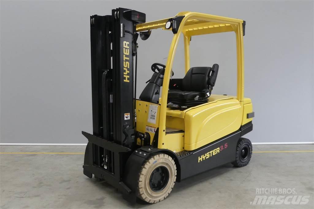 Hyster J3.50XN Elektromos targoncák