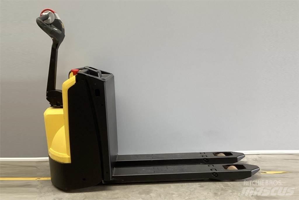 Hyster P1.6 Gyalogkíséretű targonca