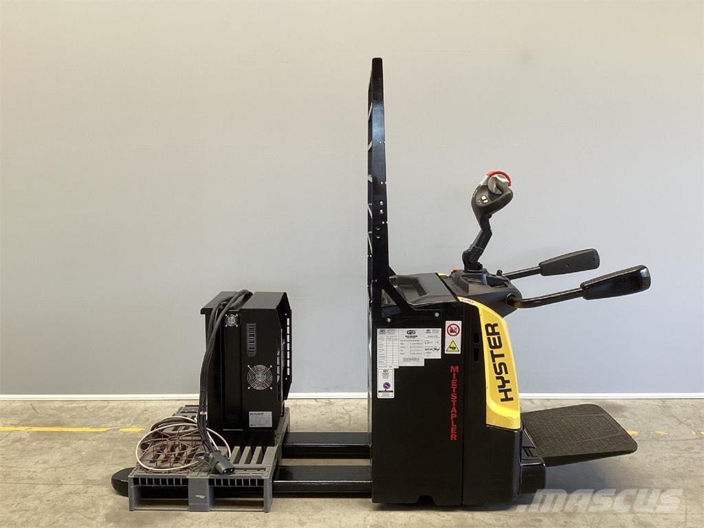 Hyster P2.0S Gyalogkíséretű targonca