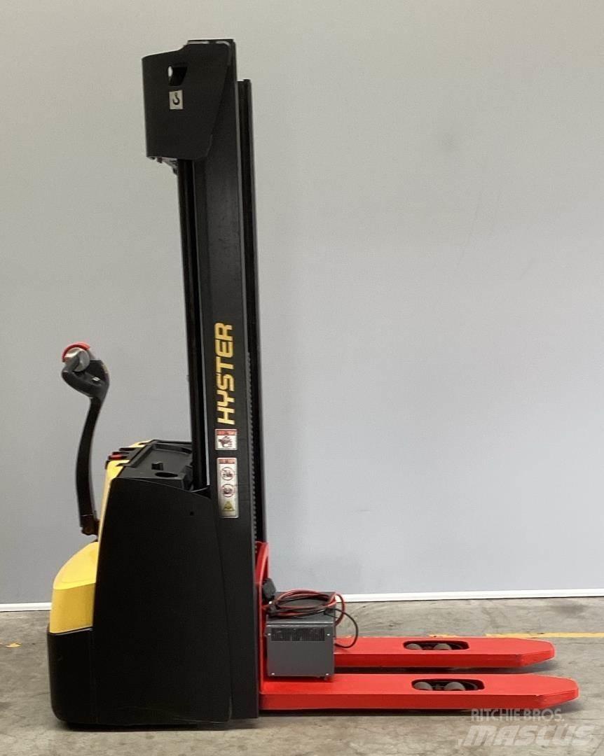 Hyster S1.4 Gyalogkíséretű targonca