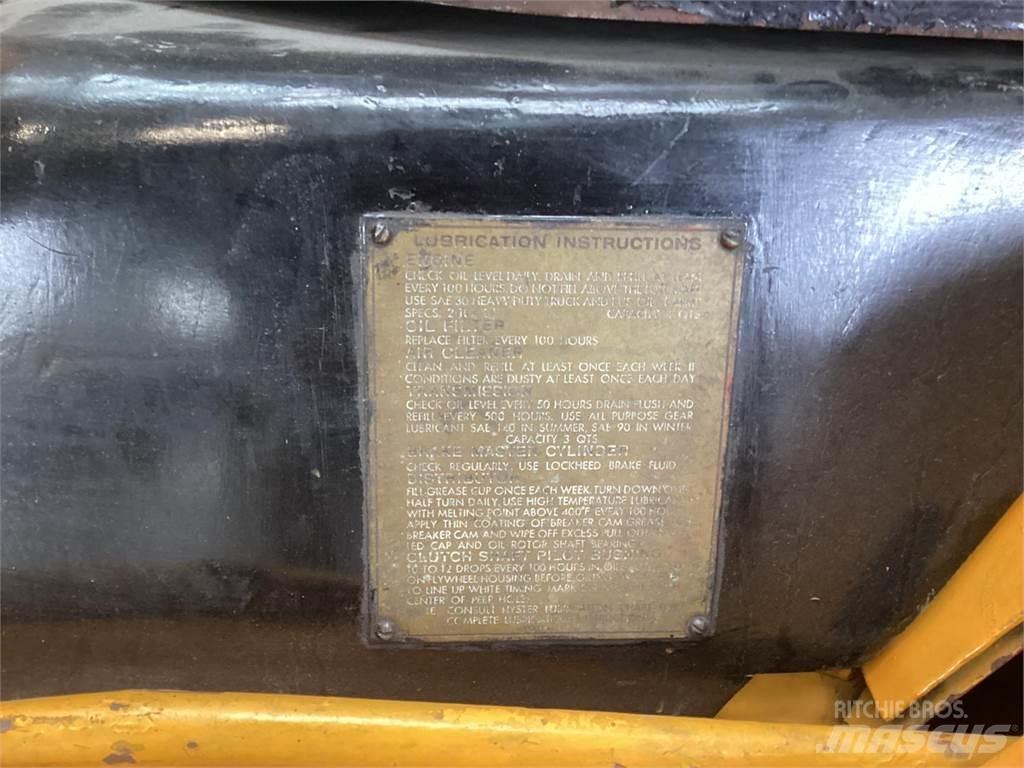 Hyster YT40 Targoncák-Egyéb