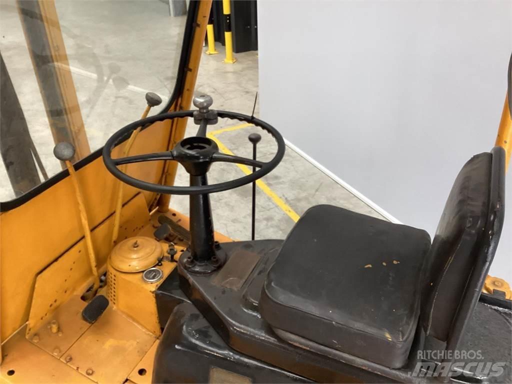 Hyster YT40 Targoncák-Egyéb