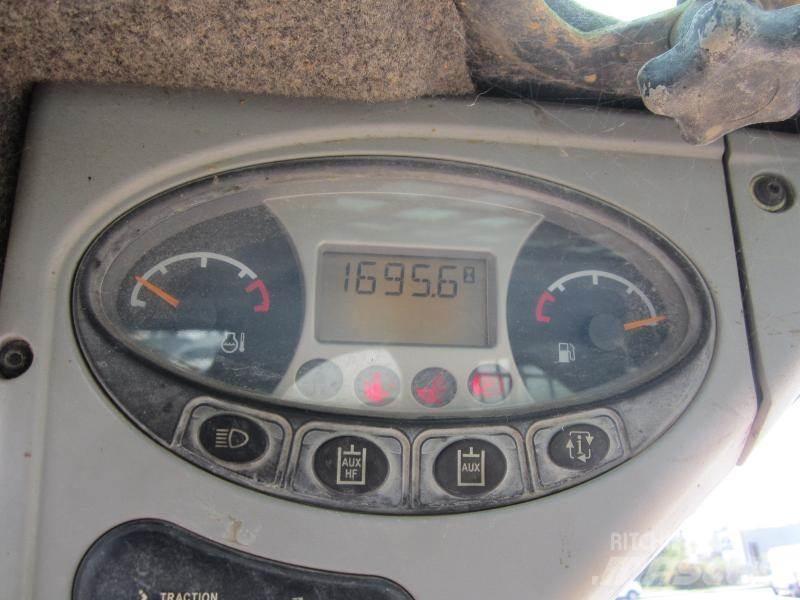 Bobcat S130 Mini homlokrakodók