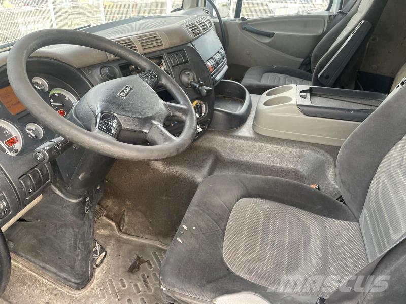 DAF CF75 310 Platós / Ponyvás teherautók