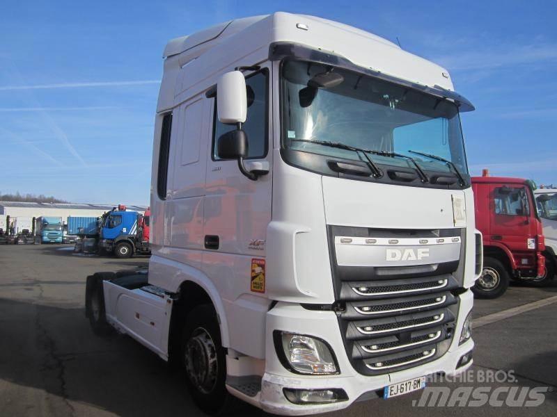DAF XF105 460 Nyergesvontatók