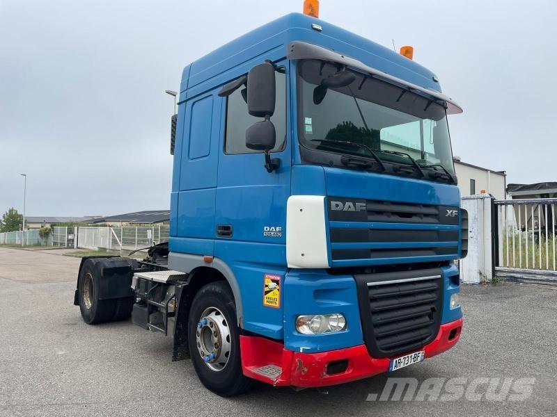 DAF XF105 460 Nyergesvontatók