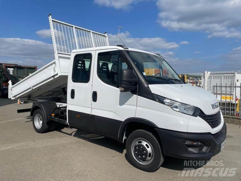 Iveco Daily Kis teherszállító/Platós kocsi
