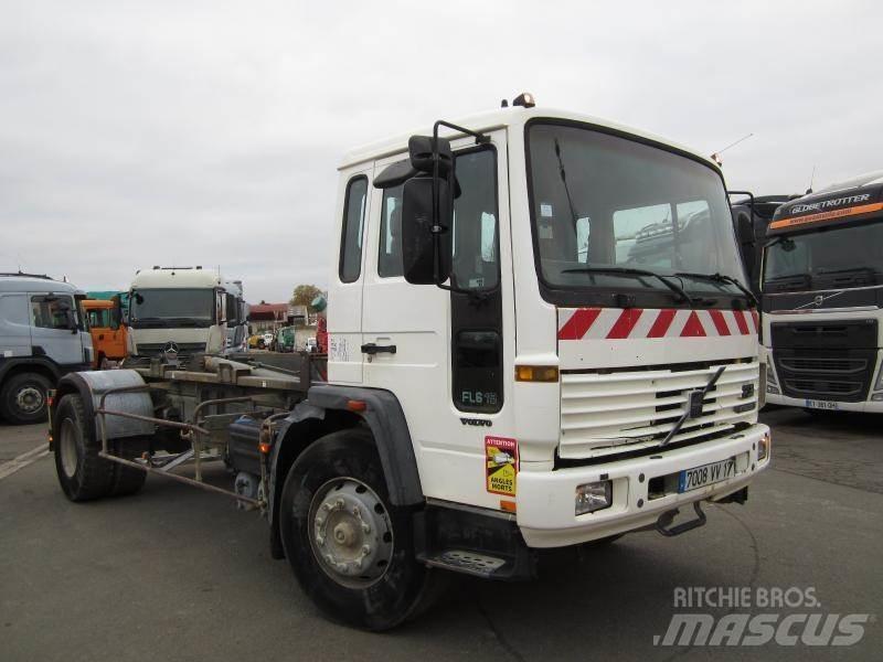 Volvo FL6 19 Multifunkciós teherautók