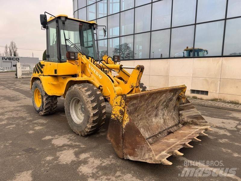 Volvo L 35 BZ Gumikerekes homlokrakodók