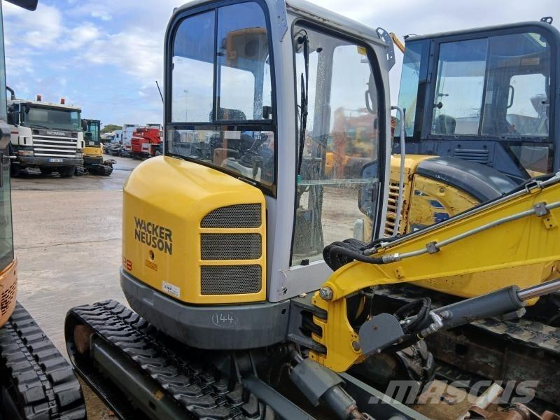 Wacker EZ28 Mini kotrók < 7t