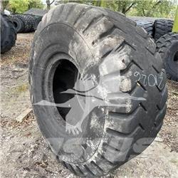 BKT 14.00X24 Gumiabroncsok, kerekek és felnik