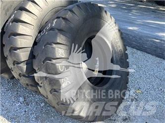 BKT 16.00X25 Gumiabroncsok, kerekek és felnik