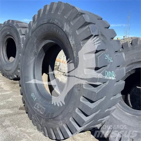 BKT 24.00X35 Gumiabroncsok, kerekek és felnik