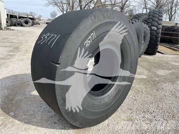 BKT 29.5R29 Gumiabroncsok, kerekek és felnik