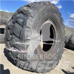 BKT 35/65R33 Gumiabroncsok, kerekek és felnik