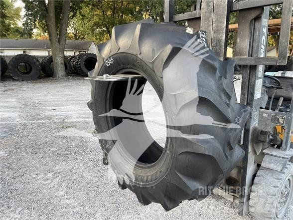 Titan 18.4X26 Gumiabroncsok, kerekek és felnik