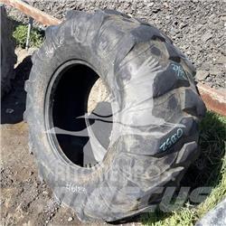 Titan 19.5L24 Gumiabroncsok, kerekek és felnik