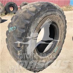 Titan 20.5R25 Gumiabroncsok, kerekek és felnik