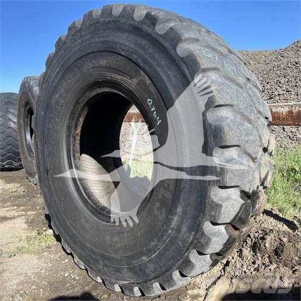 Titan 20.5R25 Gumiabroncsok, kerekek és felnik