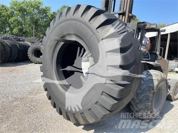 Titan 37.5X39 Gumiabroncsok, kerekek és felnik
