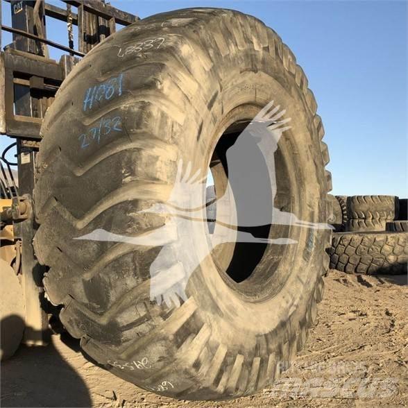 Toyo 29.5X35 Gumiabroncsok, kerekek és felnik