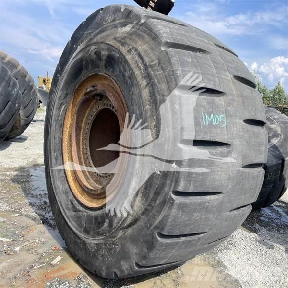 Toyo 40/65X39 Gumiabroncsok, kerekek és felnik