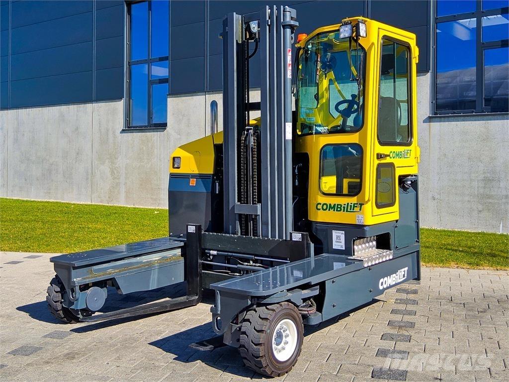 Combilift C 4000 Tolóoszlopos négyutas targonca