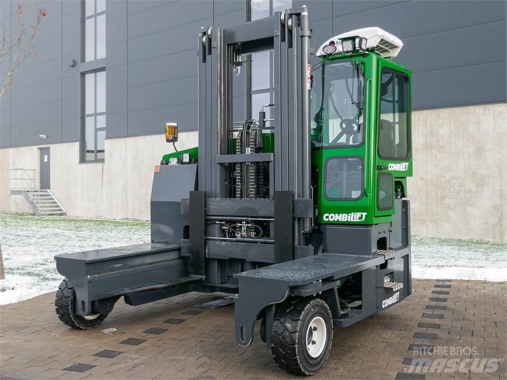 Combilift C 6000 Tolóoszlopos négyutas targonca