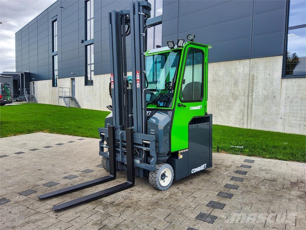 Combilift CBE 3000 Tolóoszlopos négyutas targonca
