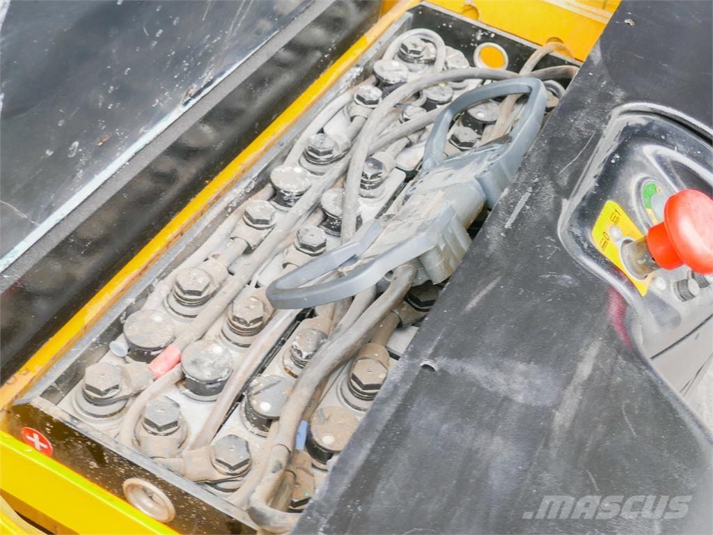 Hyster S 1.4-40 Gyalogkíséretű targonca