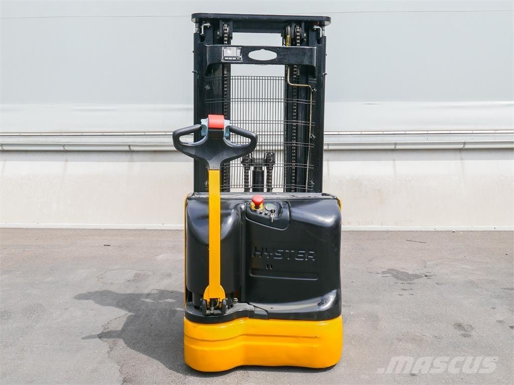Hyster S 1.4-40 Gyalogkíséretű targonca