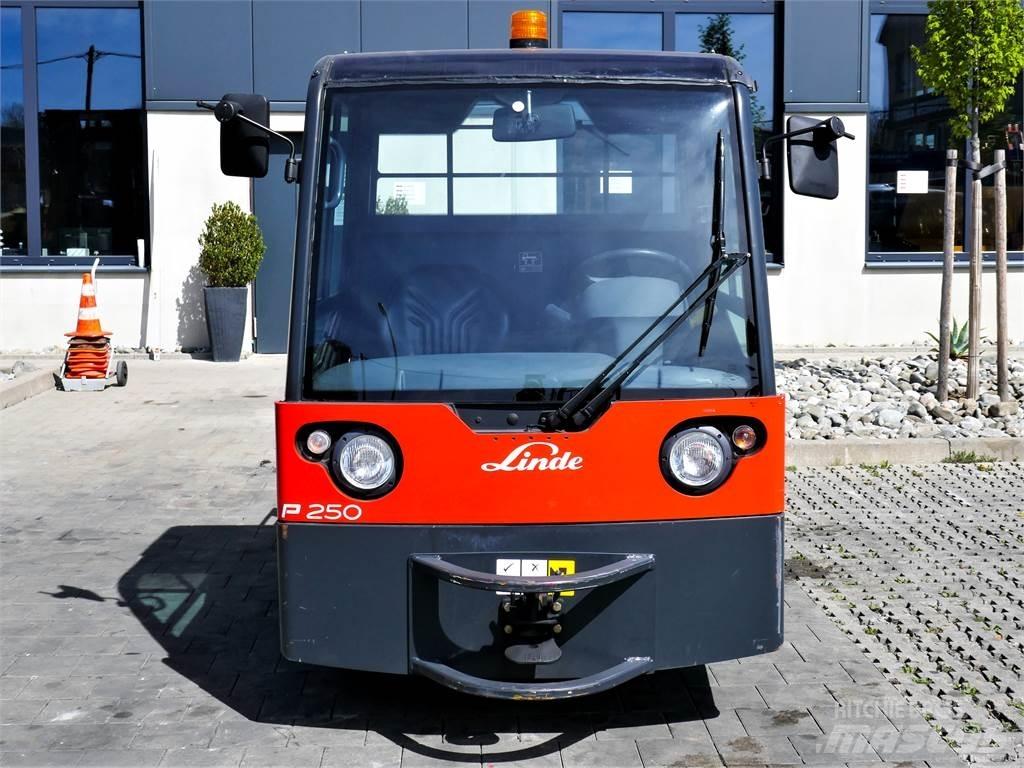 Linde P 250 Vontatótargonca