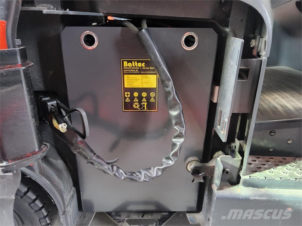 Linde P 60 Vontatótargonca