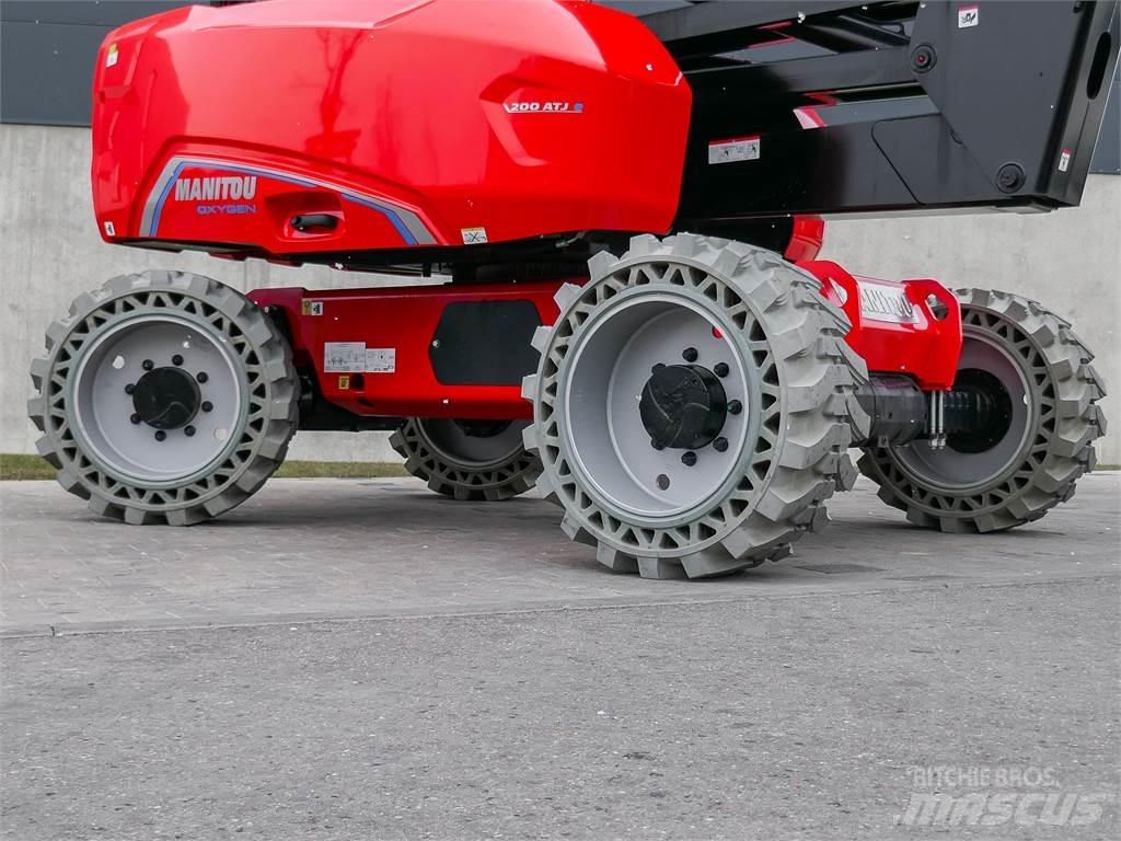 Manitou 200 ATJE Karos emelők