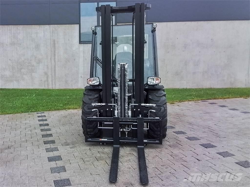 Manitou MC 25-4 Tereptargonca