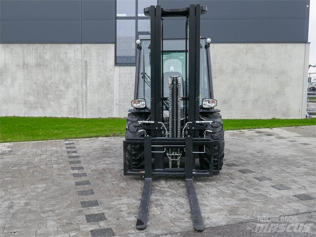 Manitou MC 30-4 Tereptargonca