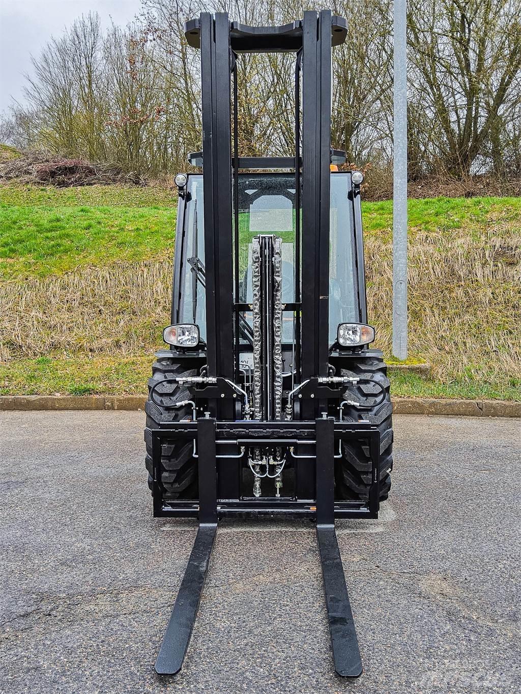 Manitou MC 30-4 Tereptargonca