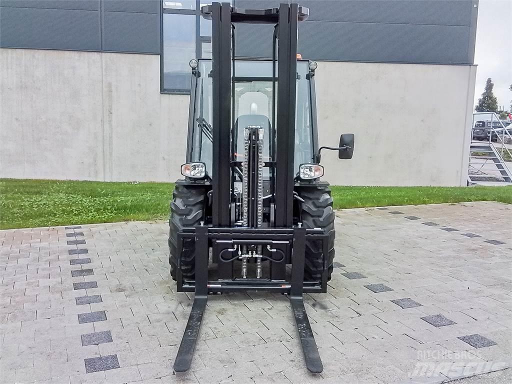 Manitou MC 30-4 Tereptargonca
