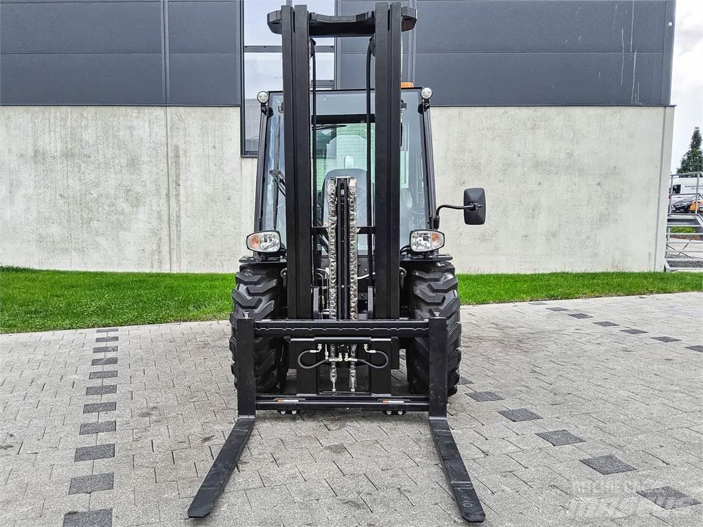 Manitou MC 30-4 Tereptargonca