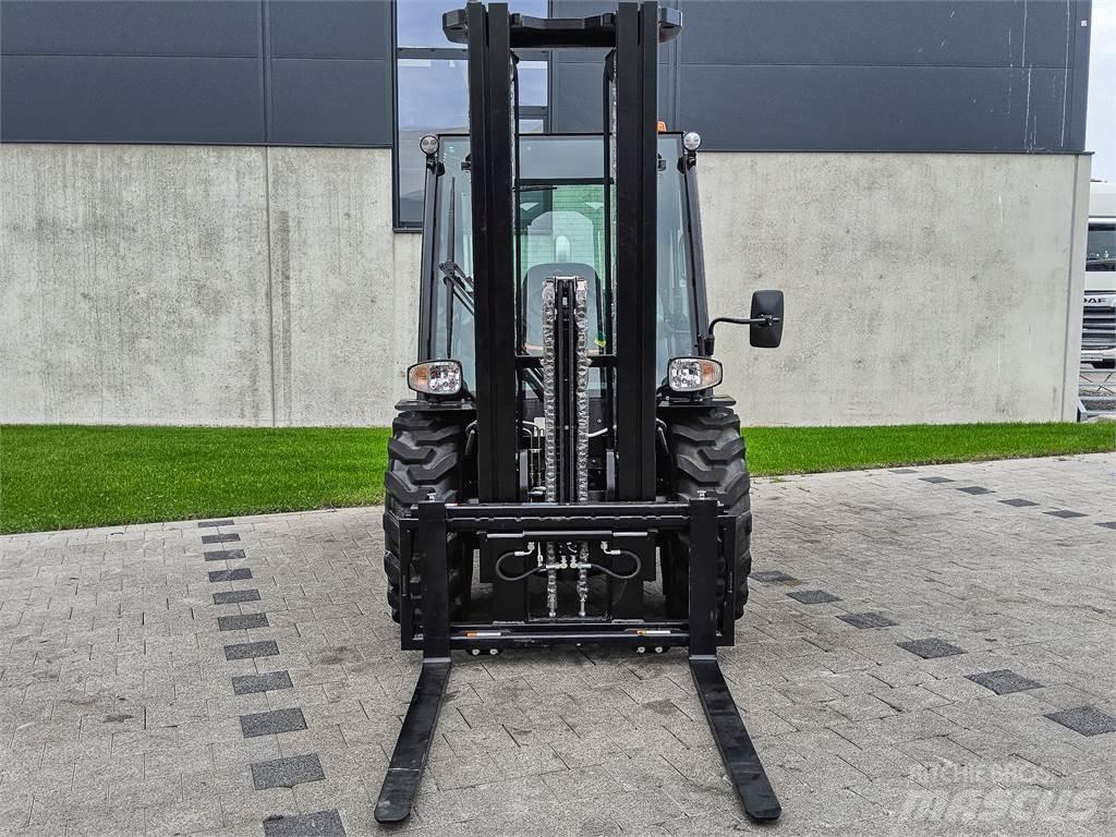 Manitou MC 30-4 Tereptargonca