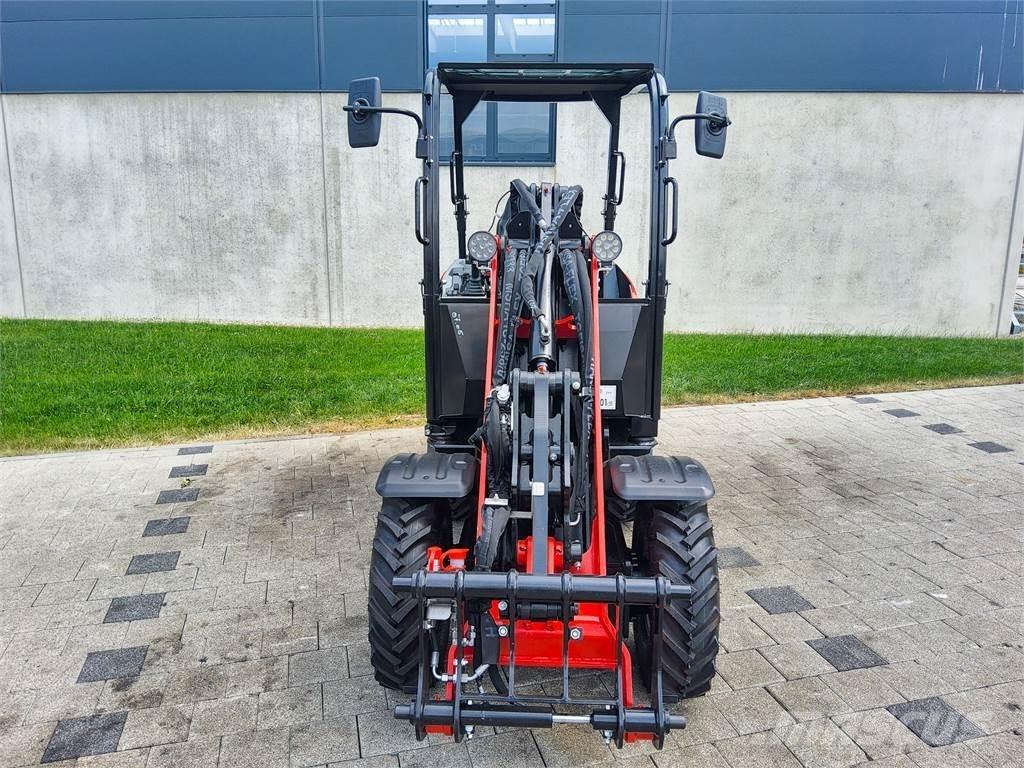 Manitou MLA 2-25H Mini kotrók < 7t