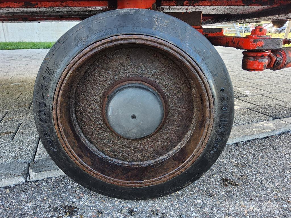 Pefra 4200 Egyéb mezőgazdasági pótkocsik