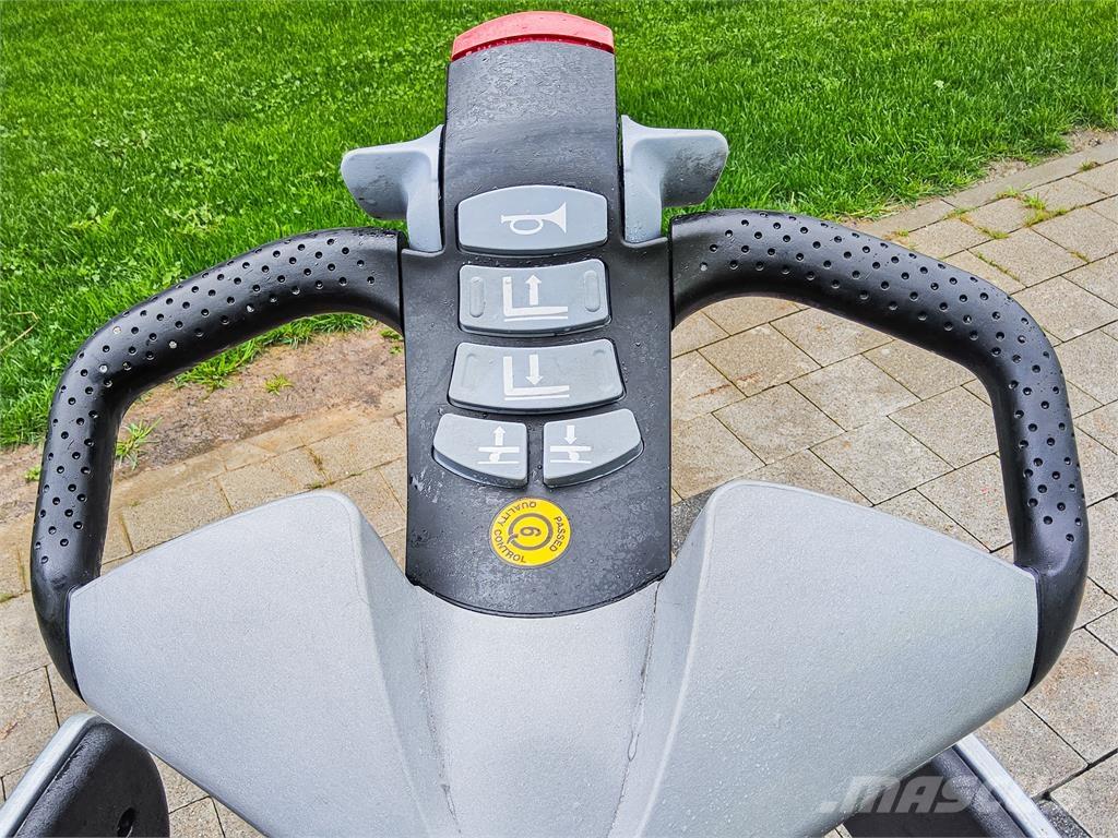 Still EXV SF16i Gyalogkíséretű targonca