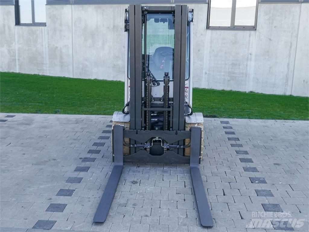 Still RX 60-50 Elektromos targoncák