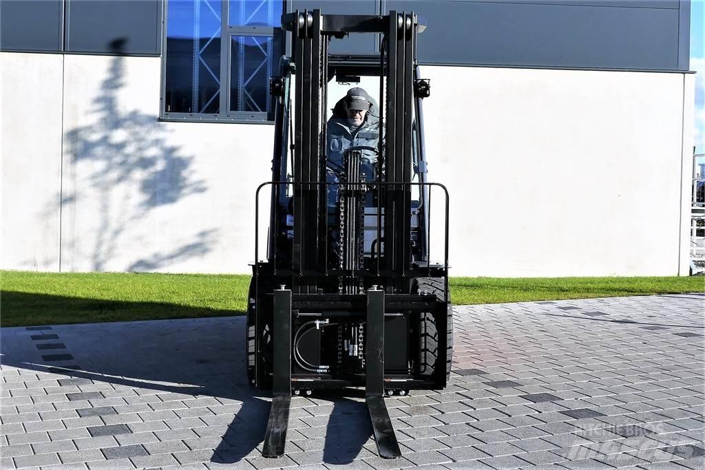 Toyota 02-8FGF30 Gázüzemű targoncák