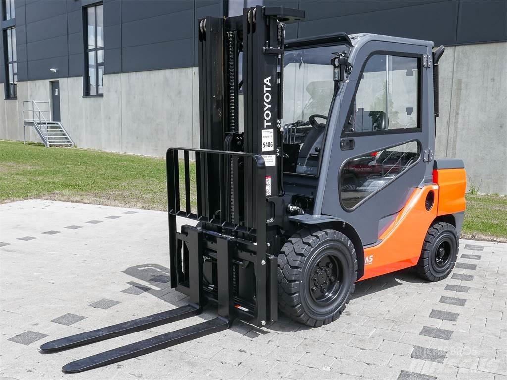 Toyota 52-8FDJF35 Dízel targoncák