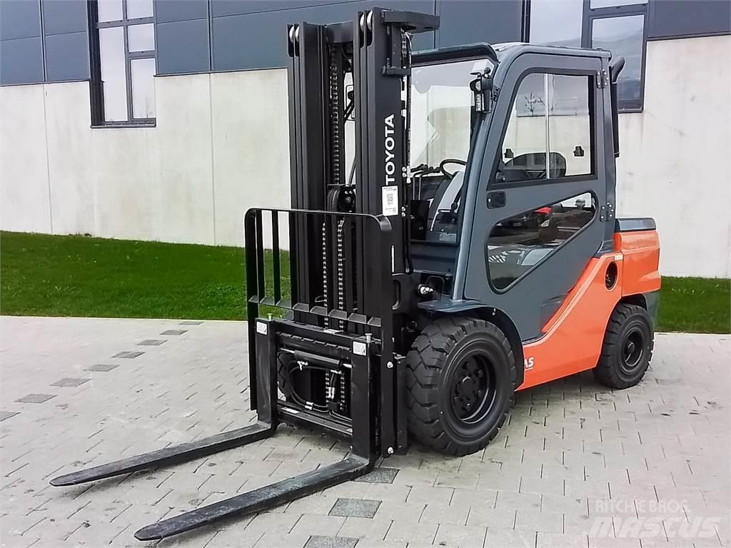 Toyota 52-8FDJF35 Dízel targoncák