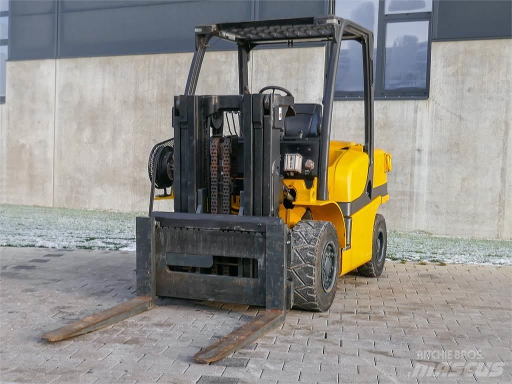 Yale GDP 40VX6 V2471 Dízel targoncák