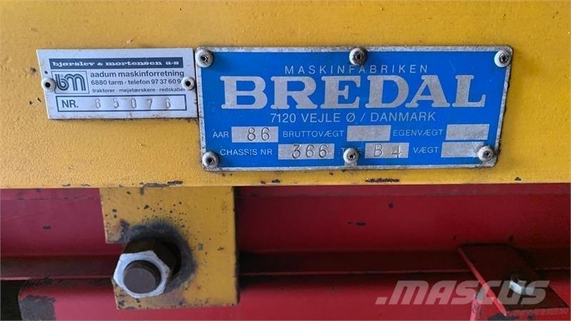 Bredal B 4 Műtrágyaszórók